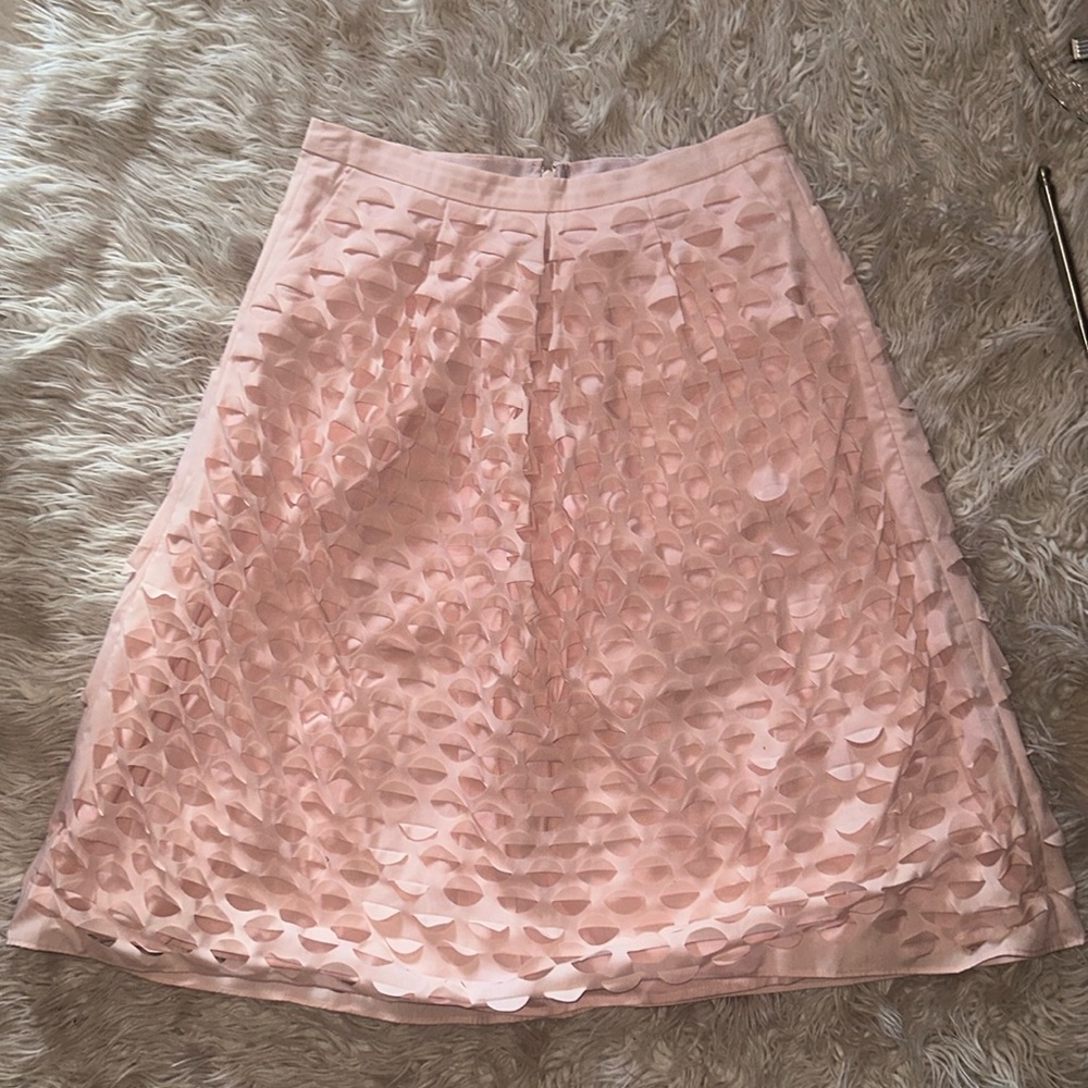 Super cute sex and city throwback Carrie inspired JCrew skirt size 4